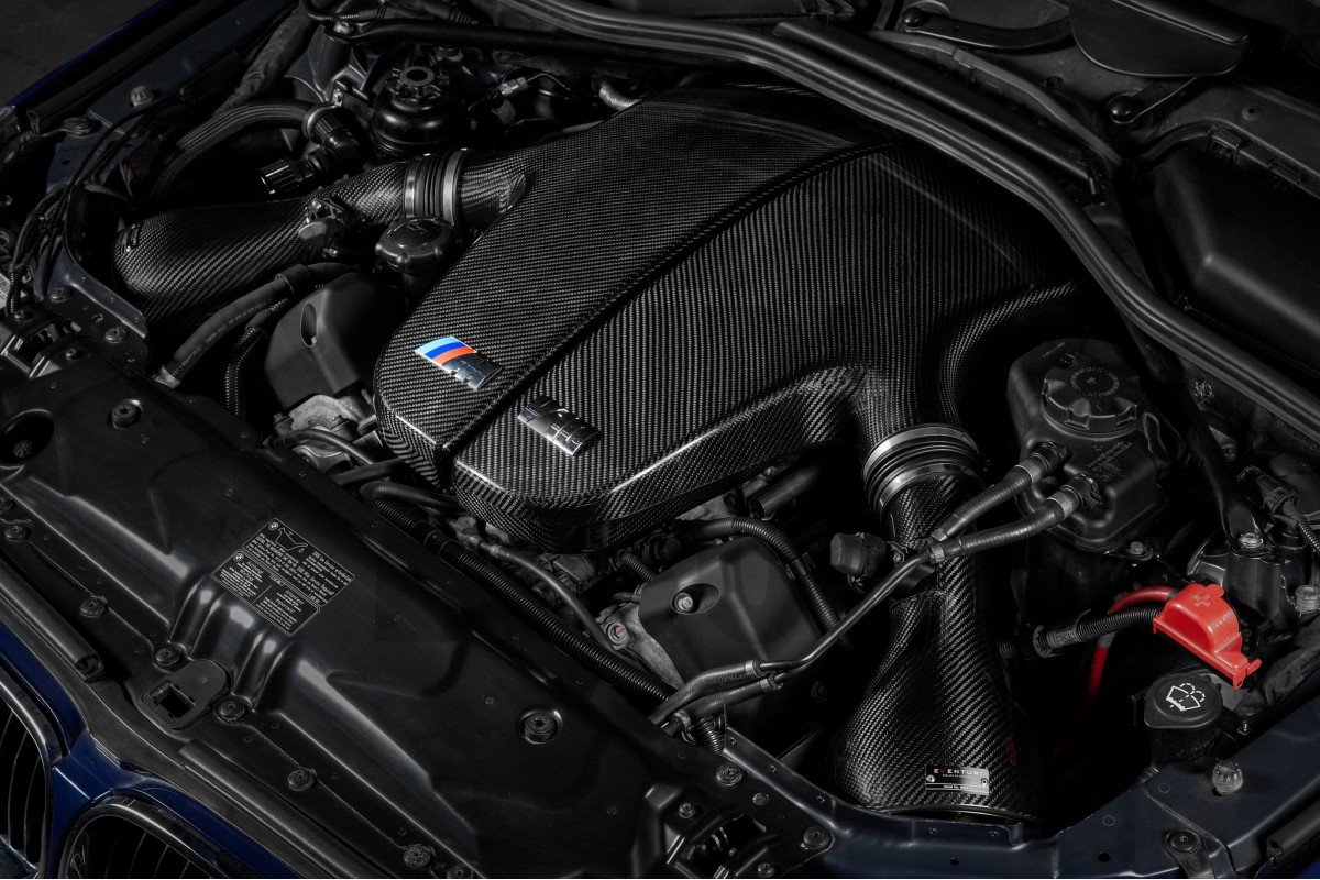 Eventuri V2 Sistema de Admisión de Fibra de Carbono BMW M5 E60 Eventuri V2 Sistema de Admisión de Fibra de Carbono BMW M5 E60