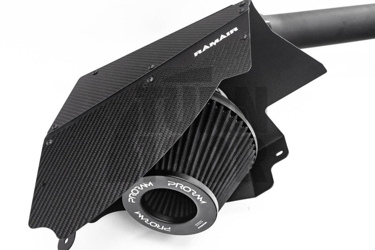 BMW M3 G80 / M4 G8x RamAir Kit de admisión con tapa de carbono BMW M3 G80 / M4 G8x RamAir Kit de admisión con tapa de carbono