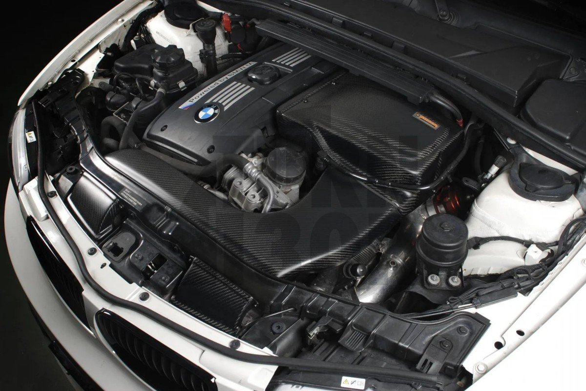 Armaspeed fibra de carbono de admisión de aire BMW 135i / 1M E82 N54 Armaspeed fibra de carbono de admisión de aire BMW 135i / 1M E82 N54