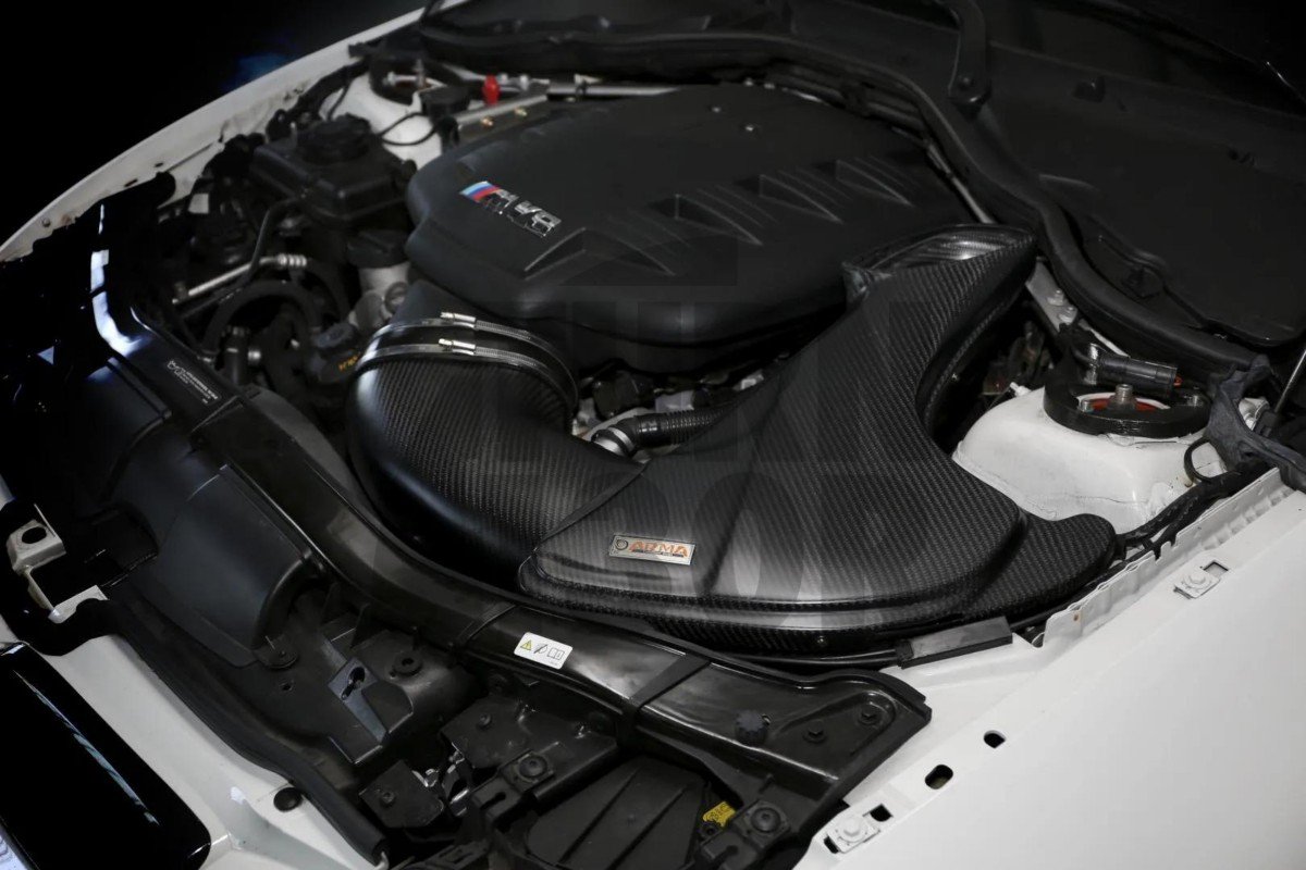 Armaspeed de fibra de carbono de admisión de aire BMW M3 E9x Armaspeed de fibra de carbono de admisión de aire BMW M3 E9x