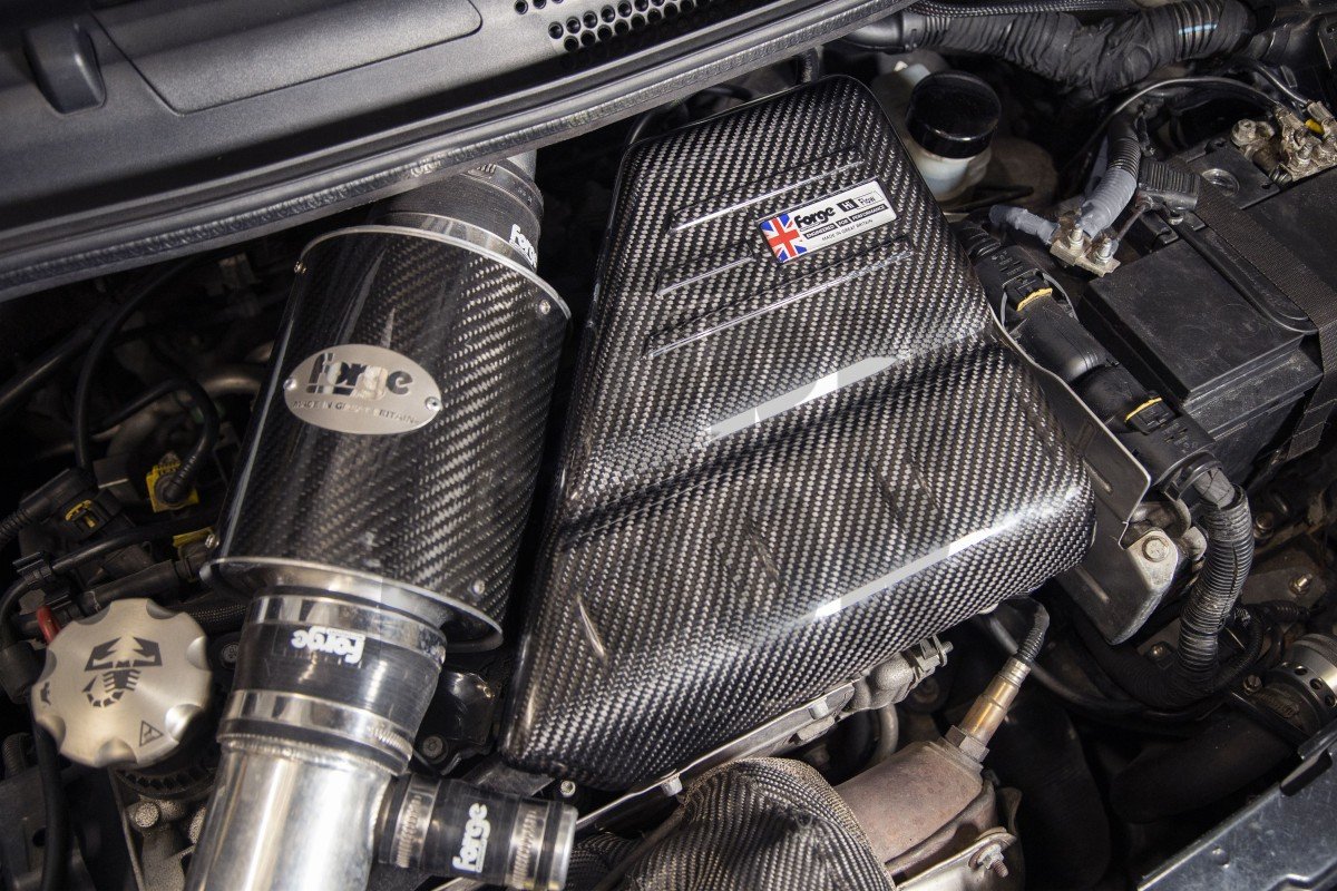 Forge Motorsport Tapa Motor Fibra Carbono 500 / 595 Abarth