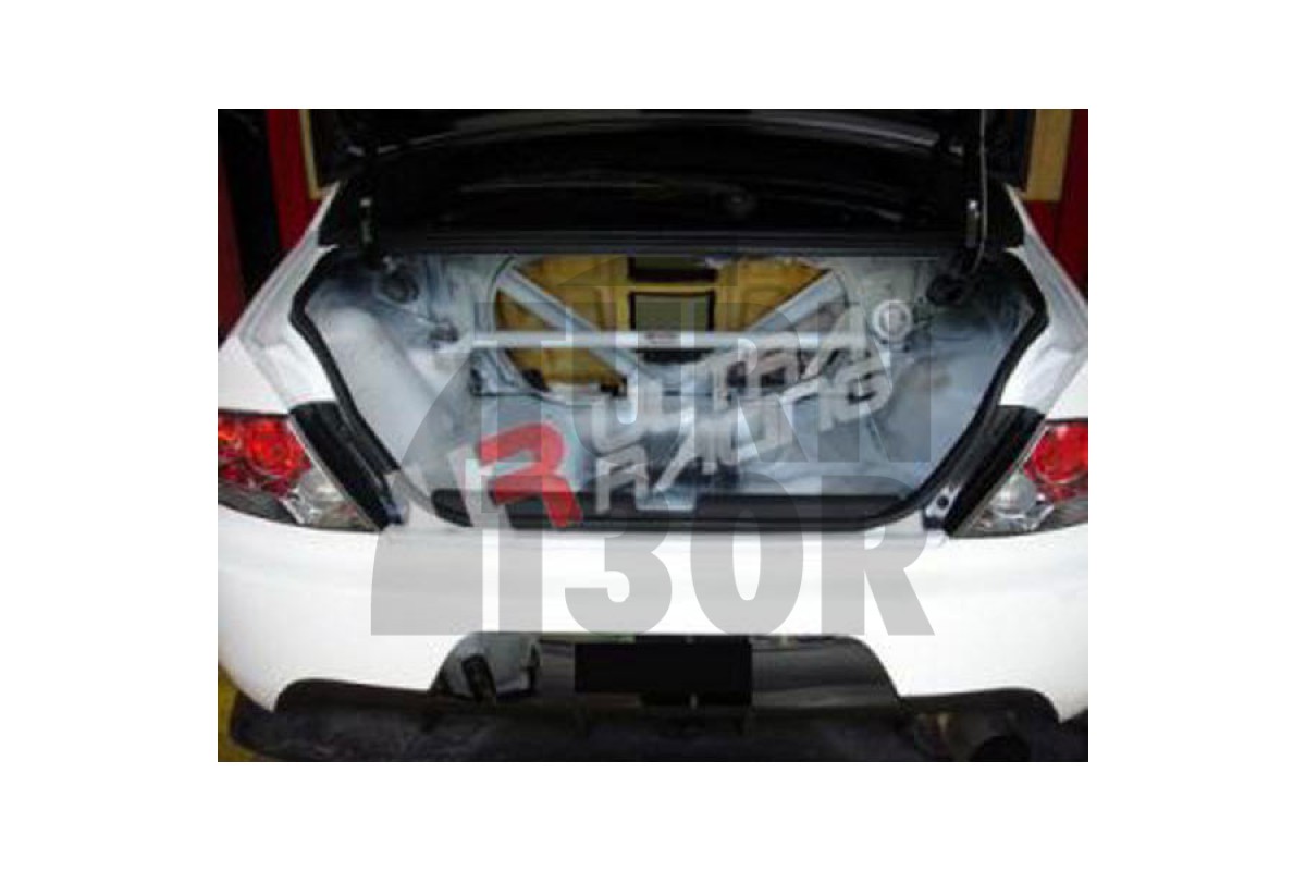 Ultra Racing Barra de refuerzo superior trasera Mitsubishi Lancer Evo 8 / Evo 9