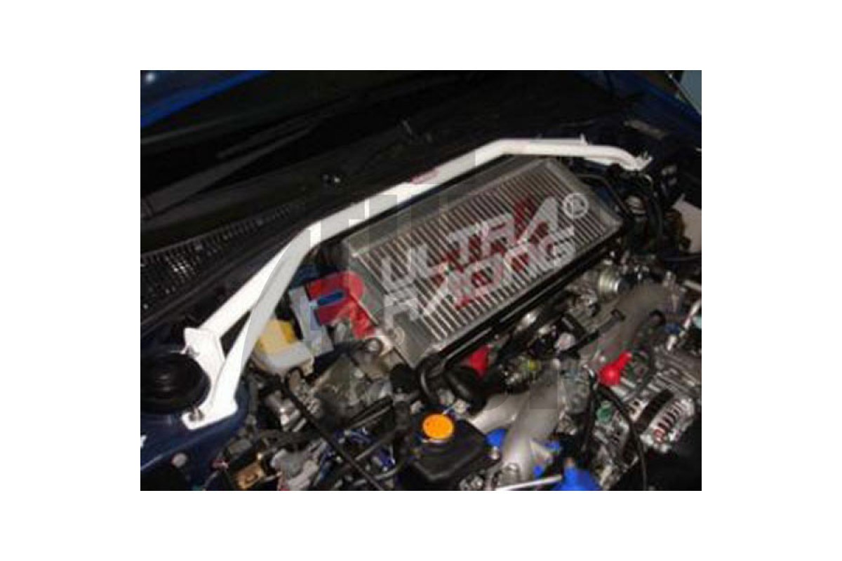 Ultra Racing puntal superior delantero Subaru Impreza WRX / STI 01-07