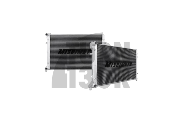 Radiador de aluminio Mishimoto Golf 5 R32 / A3 8P y TT 3.2