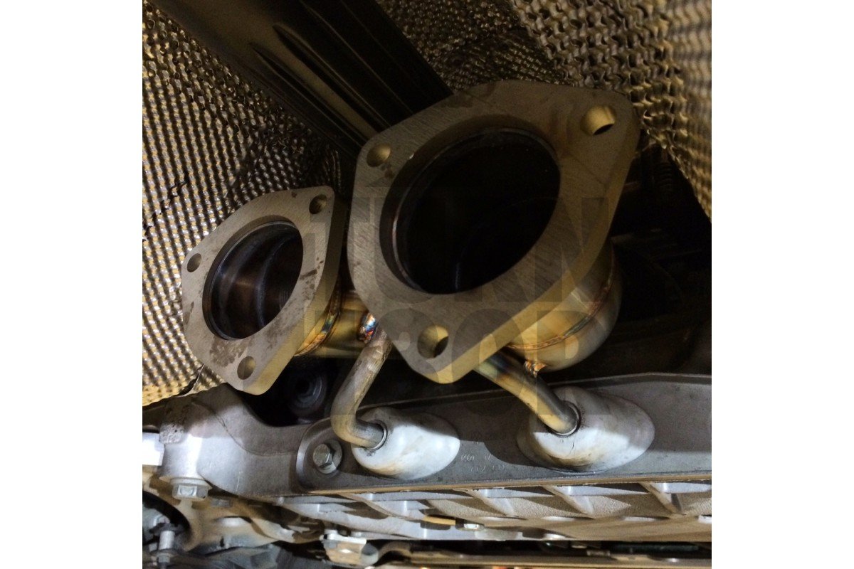 CTS Turbo Downpipe para Audi TTRS Mk2 y RS3 8P