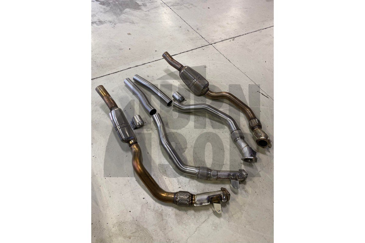 CTS Turbo Resonator Delete Kit para Audi RS6 C8 y RS7 C8
