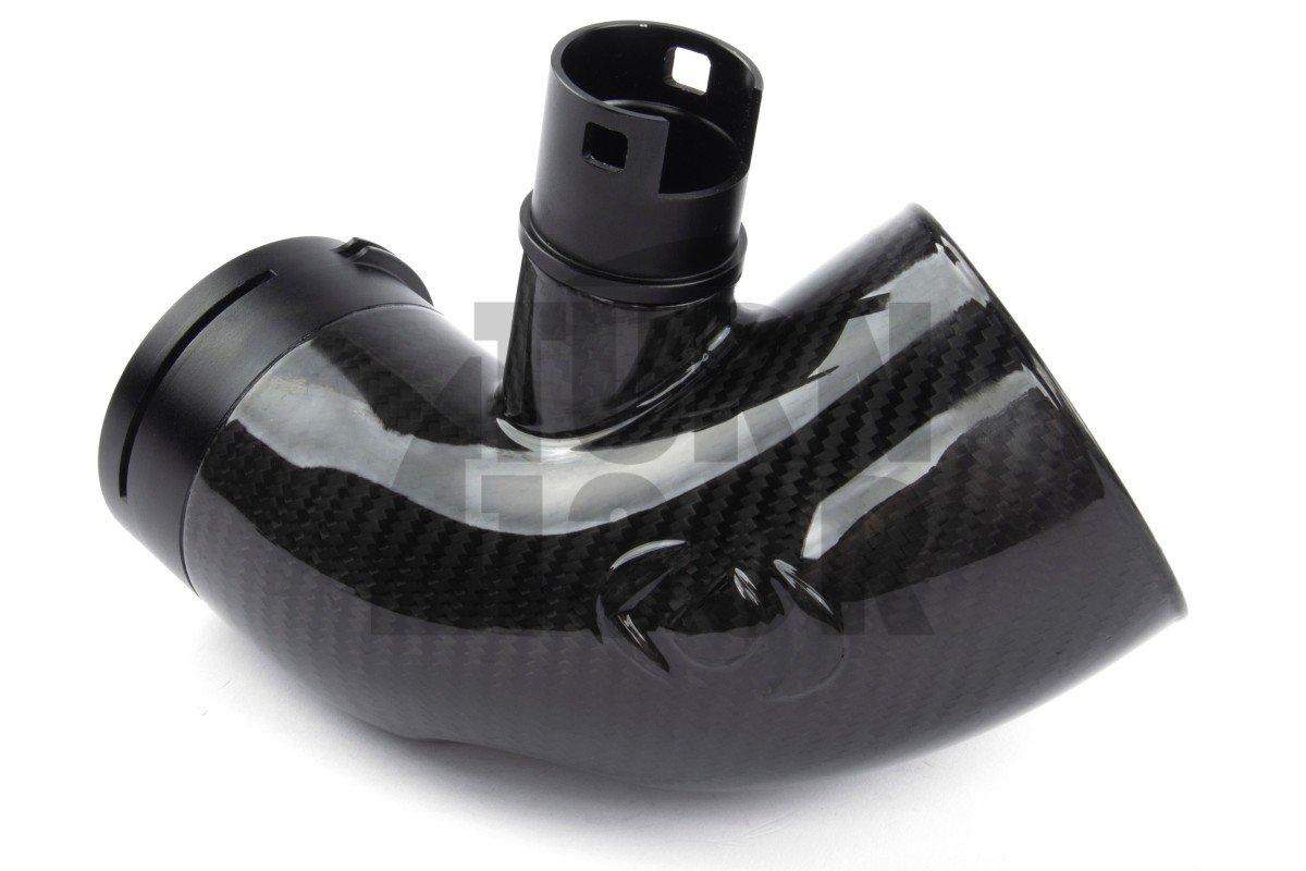 Turbocompresor Dinan de fibra de carbono para los modelos BMW 140i, 240i, 340i y 440i B58.