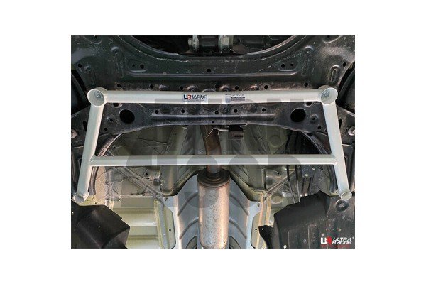 Ultra Racing 4 Puntos Suzuki Swift Sport ZC33S