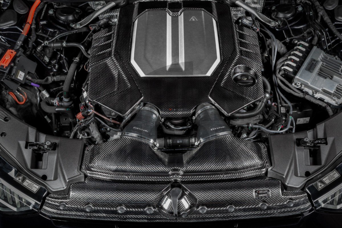 Eventuri Cubierta del motor de fibra de carbono para Audi RS6 C8 / RS7 C8
