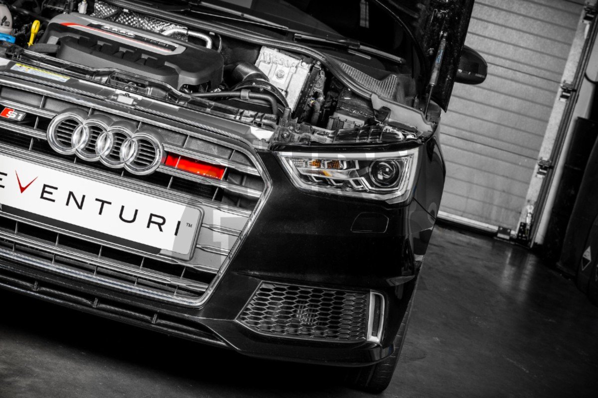 Sistema de admisión de fibra de carbono Eventuri para Audi S1