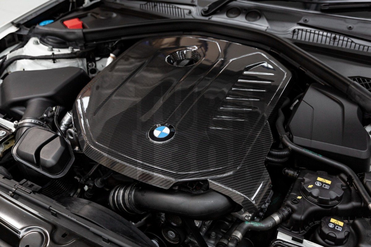 Eventuri de fibra de carbono cubierta del motor para BMW 140i / 240i / 340i / 440i B58