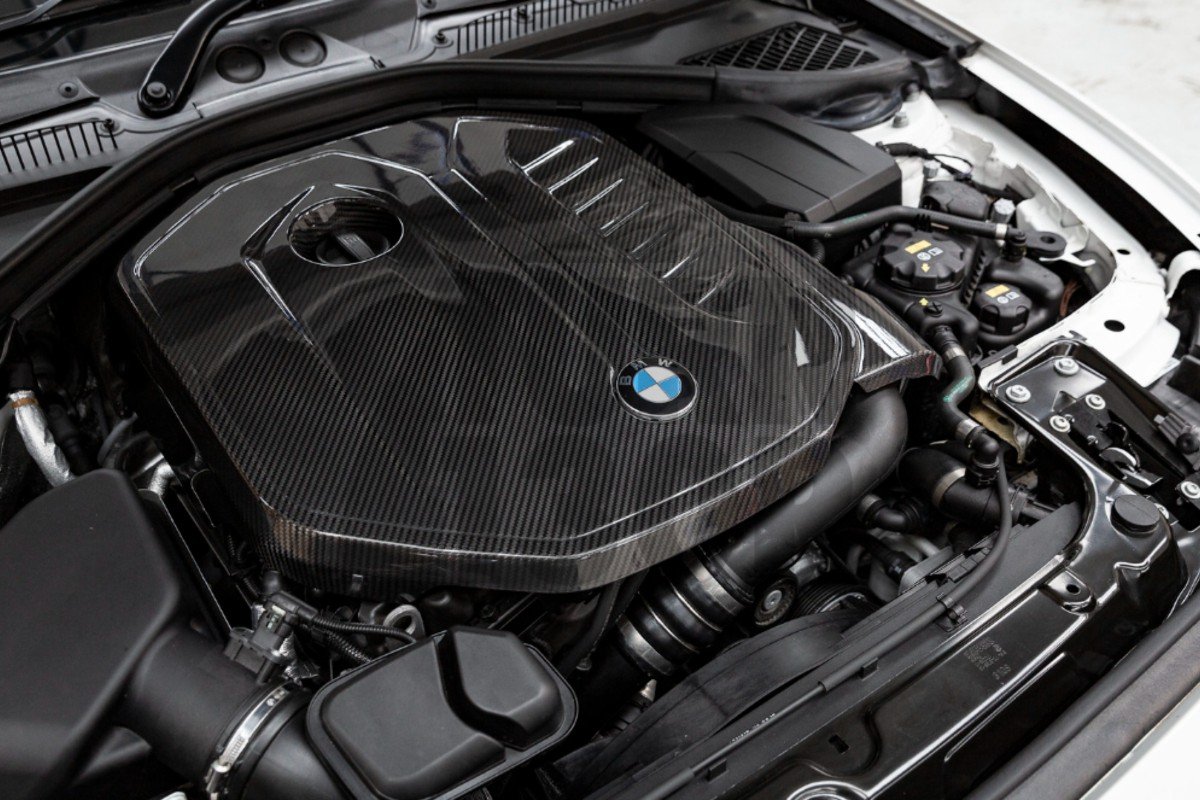 Eventuri de fibra de carbono cubierta del motor para BMW 140i / 240i / 340i / 440i B58