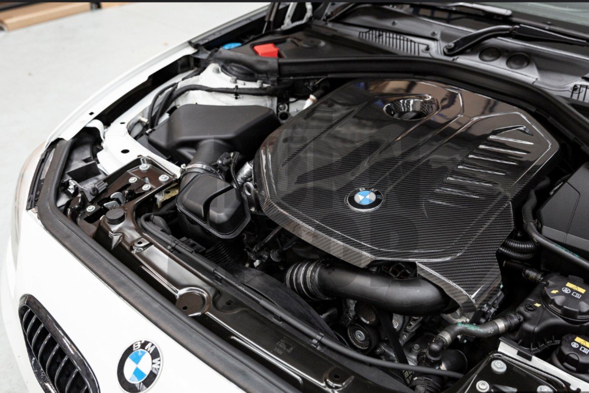 Eventuri de fibra de carbono cubierta del motor para BMW 140i / 240i / 340i / 440i B58