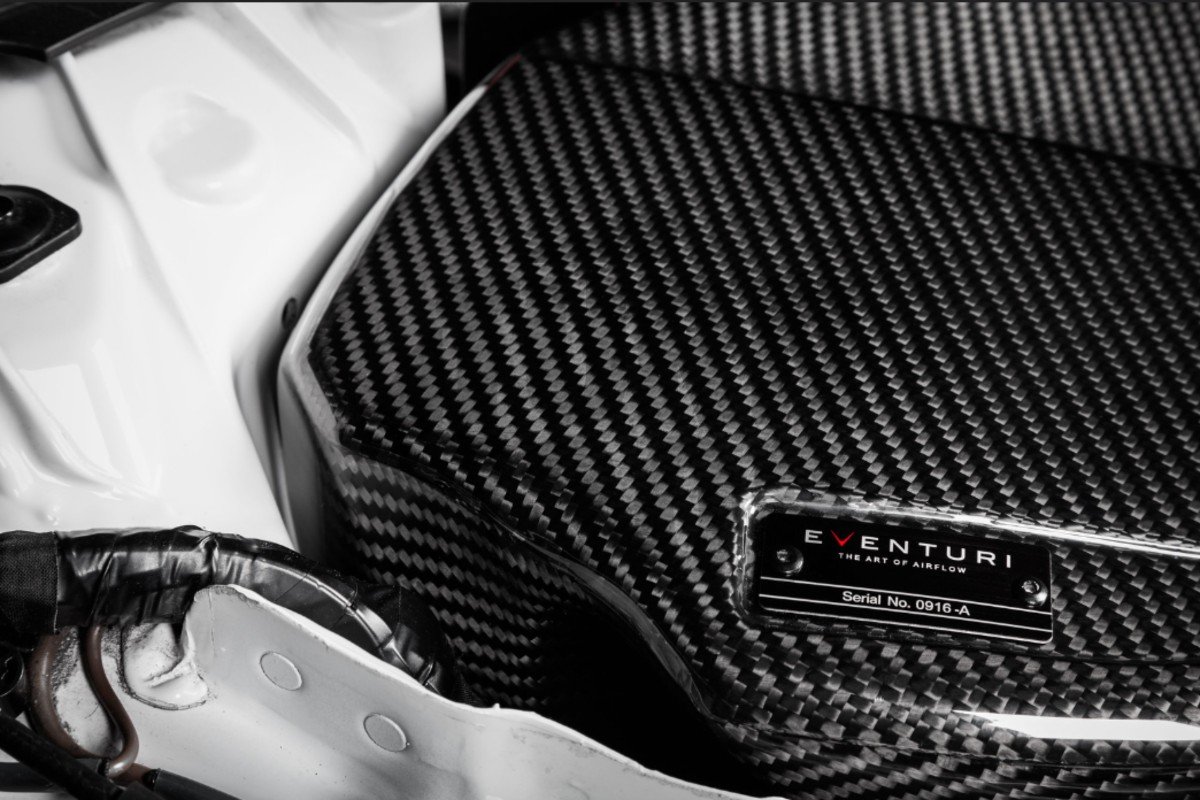 Eventuri Sistema de Admisión de Fibra de Carbono para BMW 240i G42 y 340i / 440i G2x
