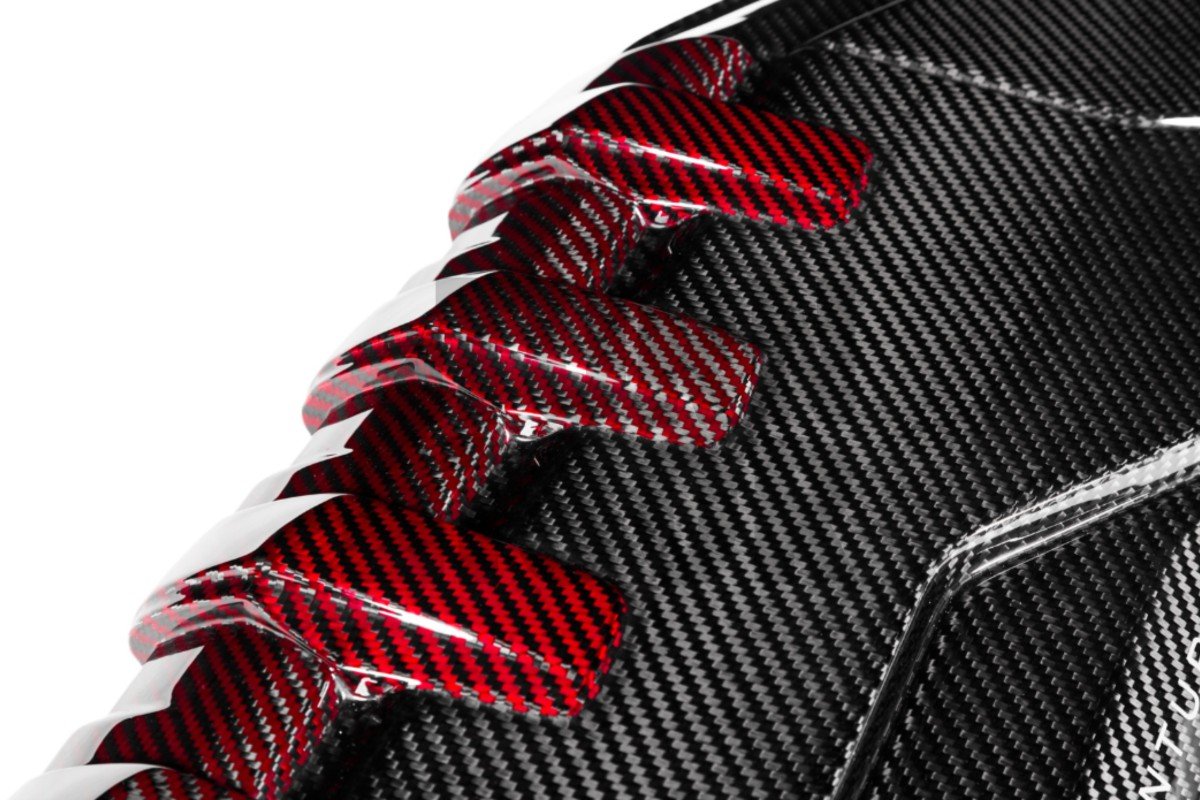 Eventuri Fibra de Carbono / Rojo Kevlar Cubierta del motor para Audi RS3 8V.5 / TTRS 8S y RS3 8Y