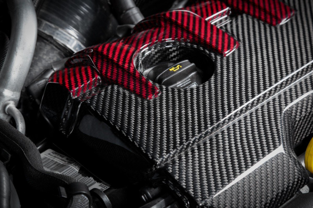 Eventuri Fibra de Carbono / Rojo Kevlar Cubierta del motor para Audi RS3 8V.5 / TTRS 8S y RS3 8Y