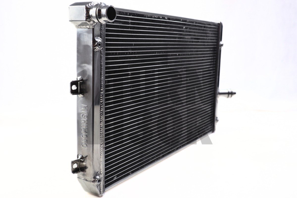 Radiador de aluminio Mishimoto Golf 5 GTI / Golf 6 R / Leon Cupra / S3 / TT 2.0 TFSI
