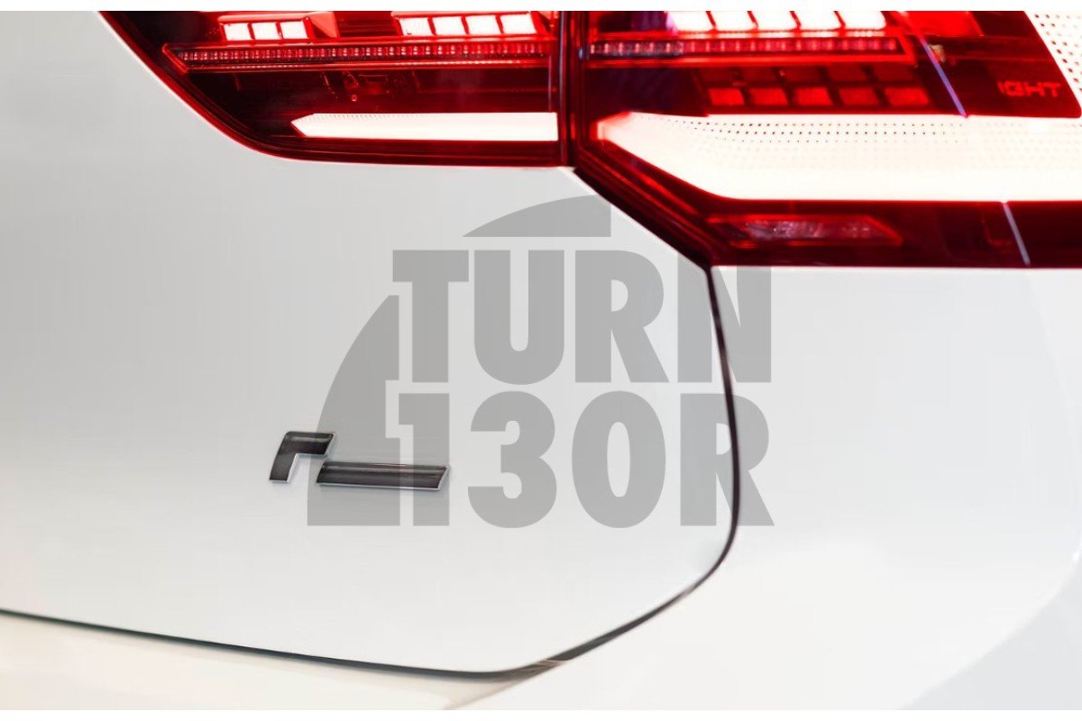 Insignia adhesiva 3D negra o cromada Racingline