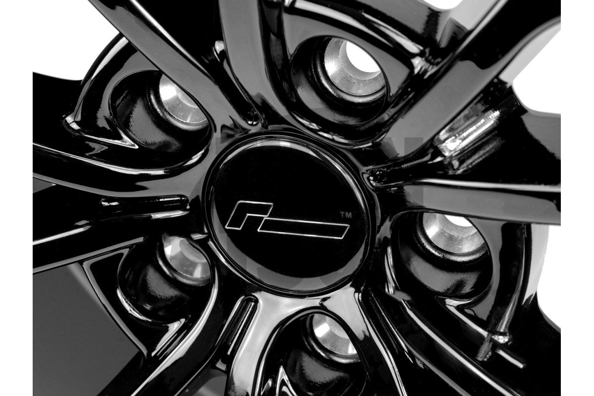 Llantas R360 19 x 8.5 ET44 5x112 Negro Racingline