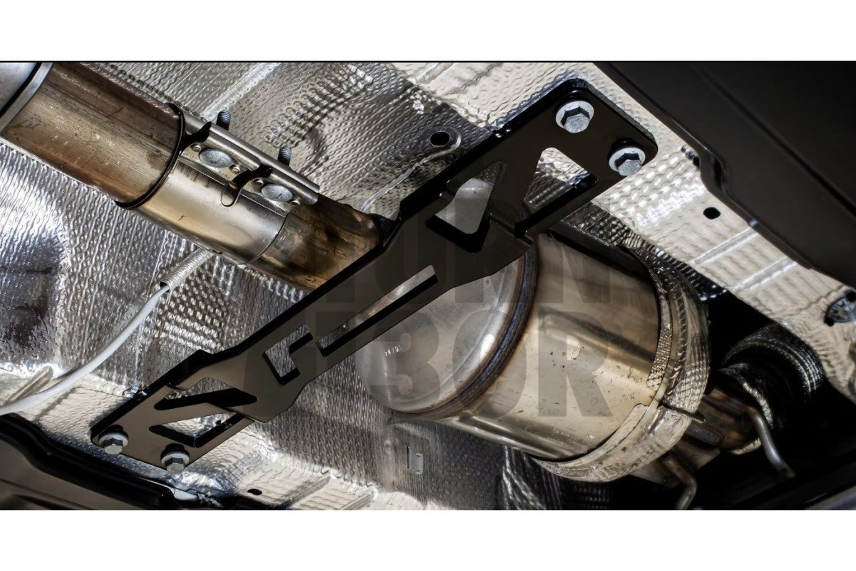 Refuerzo central de bajos para Leon 3 Cupra / Golf 7 GTI / Golf 8 GTI / Octavia VRS Racingline