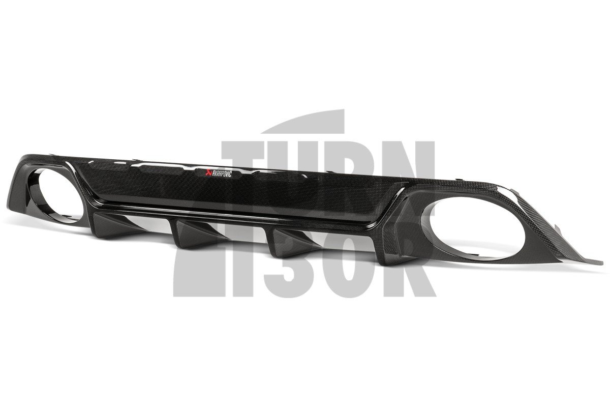 Difusor de carbono Audi RS3 8Y de Akrapovic