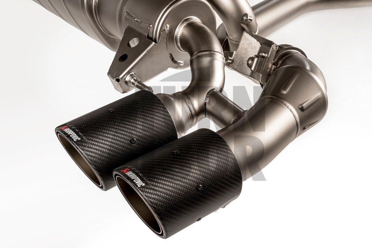 Escape Slip-On Akrapovic Titanium para BMW 240i G42