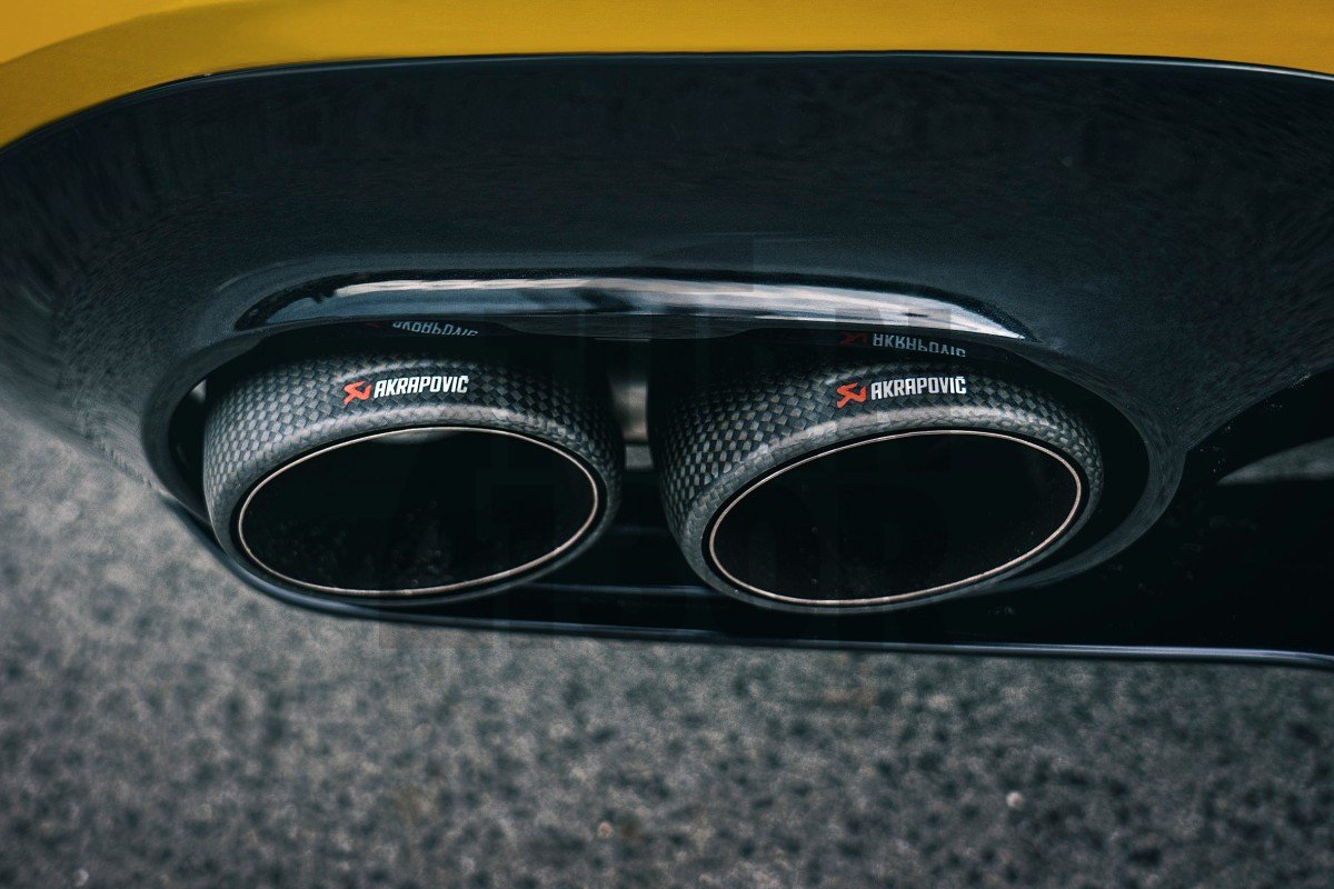 Escape Akrapovic Evolution para Mercedes Benz A35 AMG
