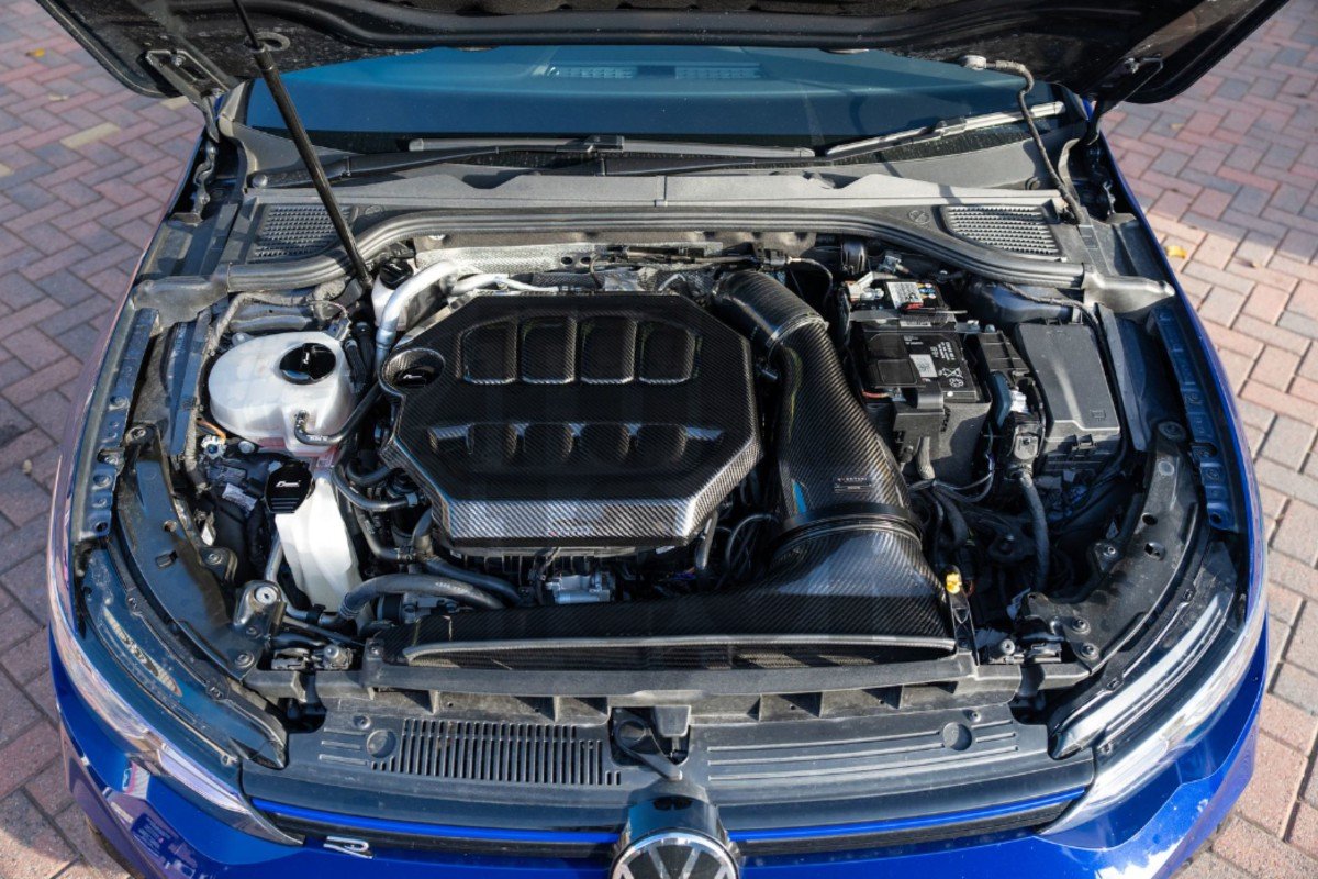 Eventuri Cubierta del motor de fibra de carbono para Golf 8 GTI / Golf 8 R