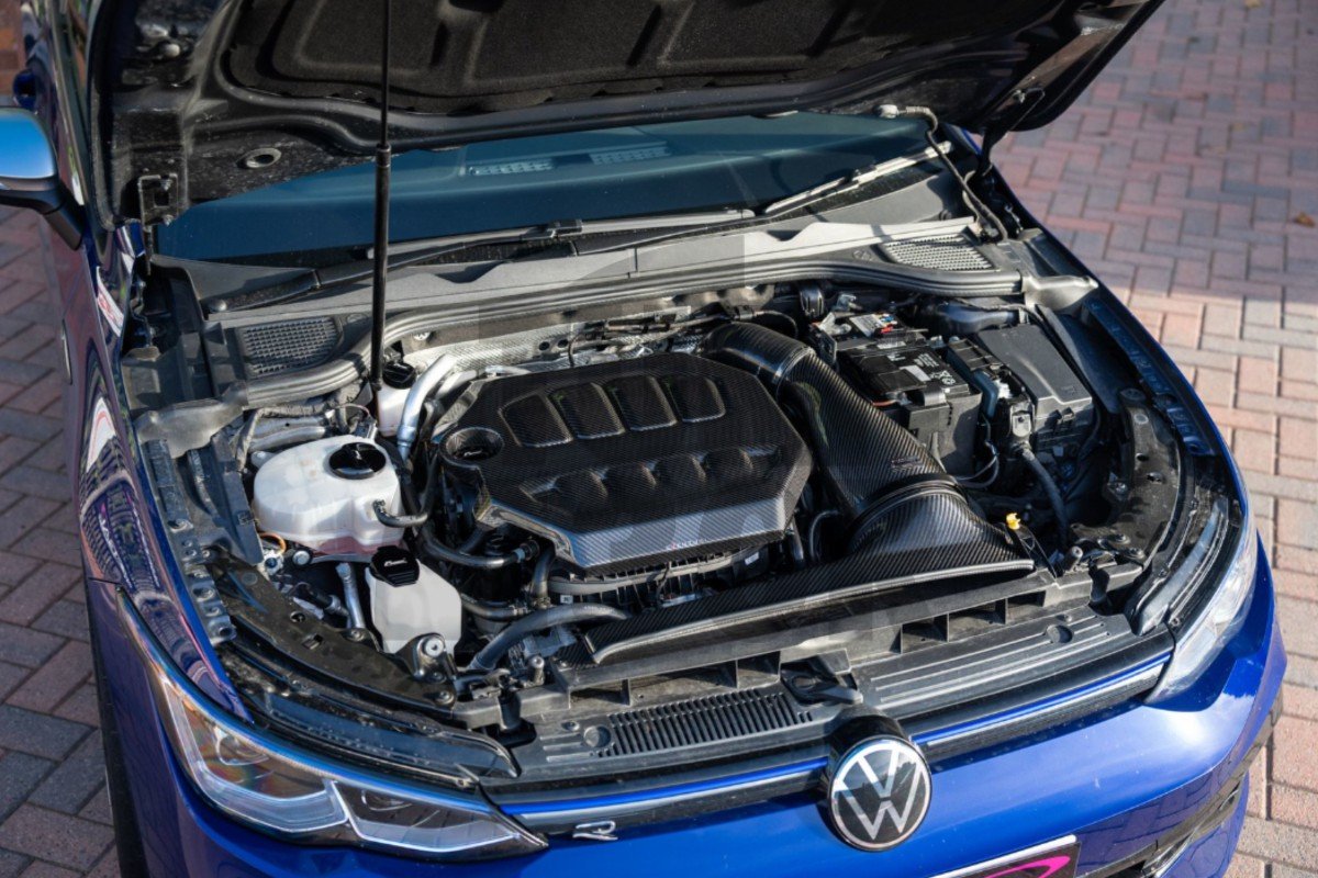 Eventuri Cubierta del motor de fibra de carbono para Golf 8 GTI / Golf 8 R