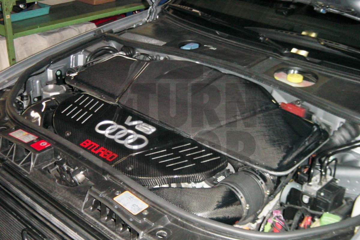 Sistema de admisión de fibra de carbono Gruppe M para Audi RS6 C5