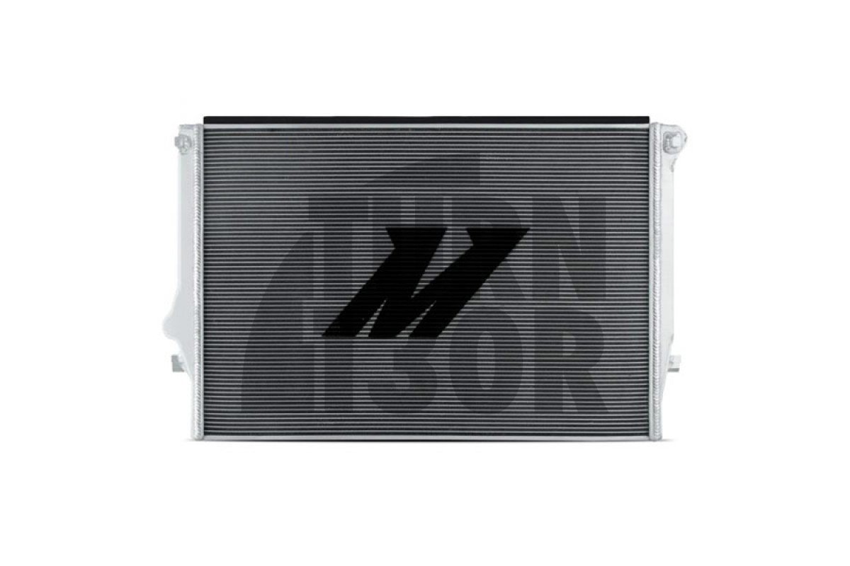 Radiador de aluminio Mishimoto Golf 7 GTI / Golf 7 R / Leon 3 Cupra / S3 8V / TT 8S EA888.3